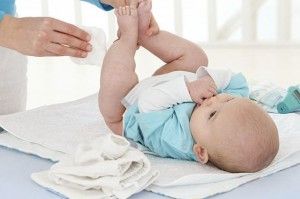 el cambio del pañal en los bebes, trucos 